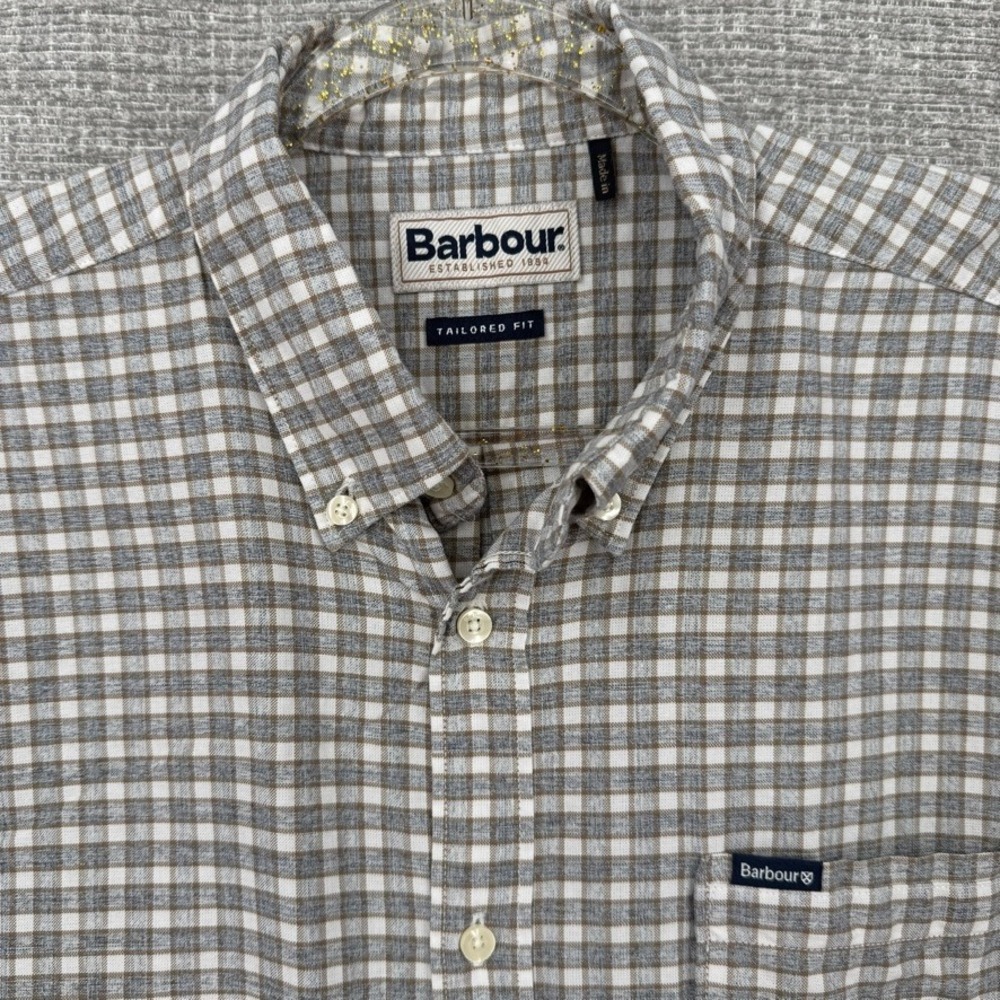 Barbour Tailored Fit Button Down Shirt Mens Medium Blue Tan Plaid Cotton Country